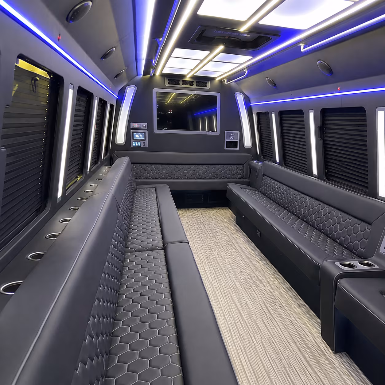 Beaverton Homecoming & Prom Party Bus Rentals