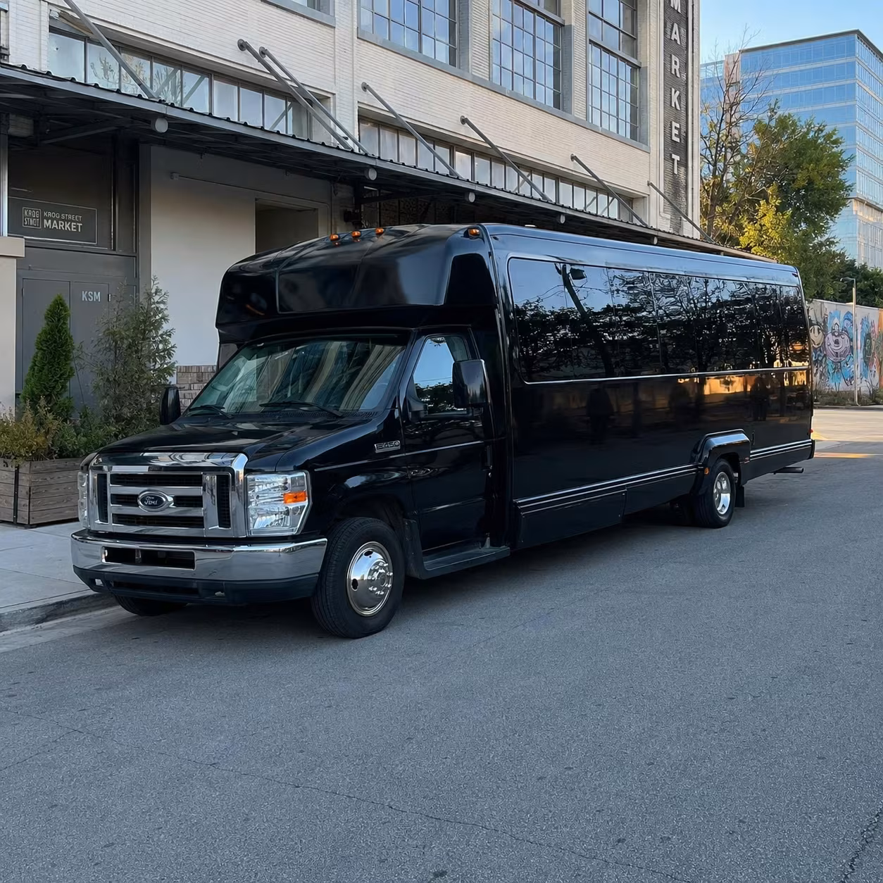 18 Passenger Party Bus