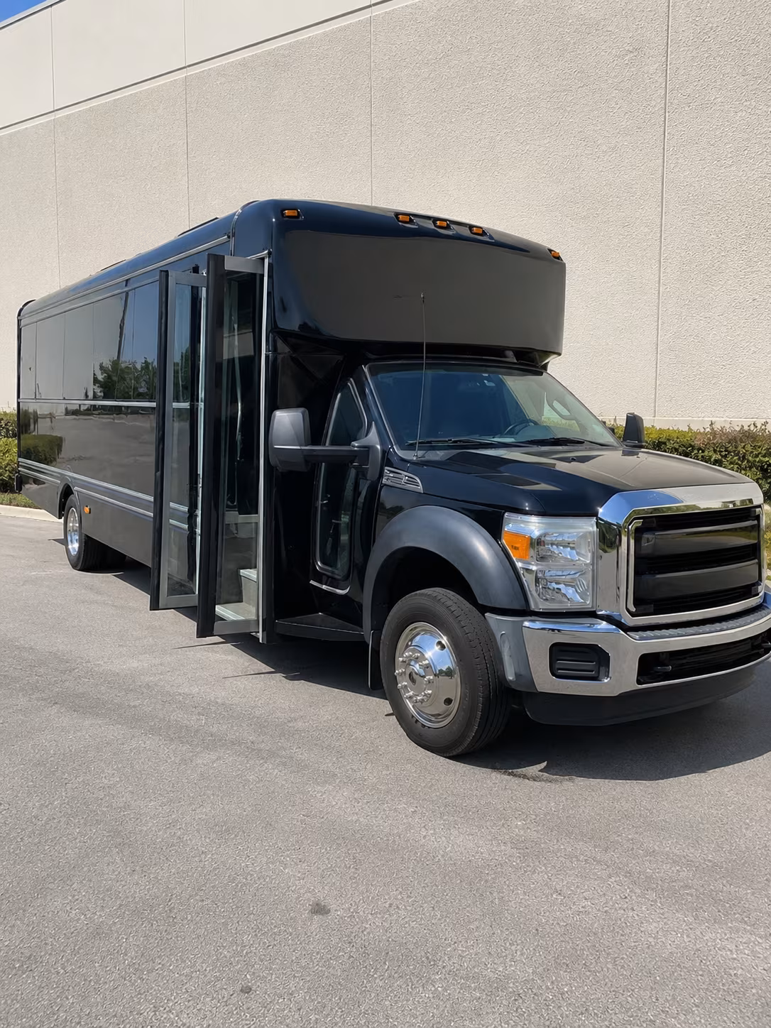 Portland Prom & Homecoming Transportation party bus exterior