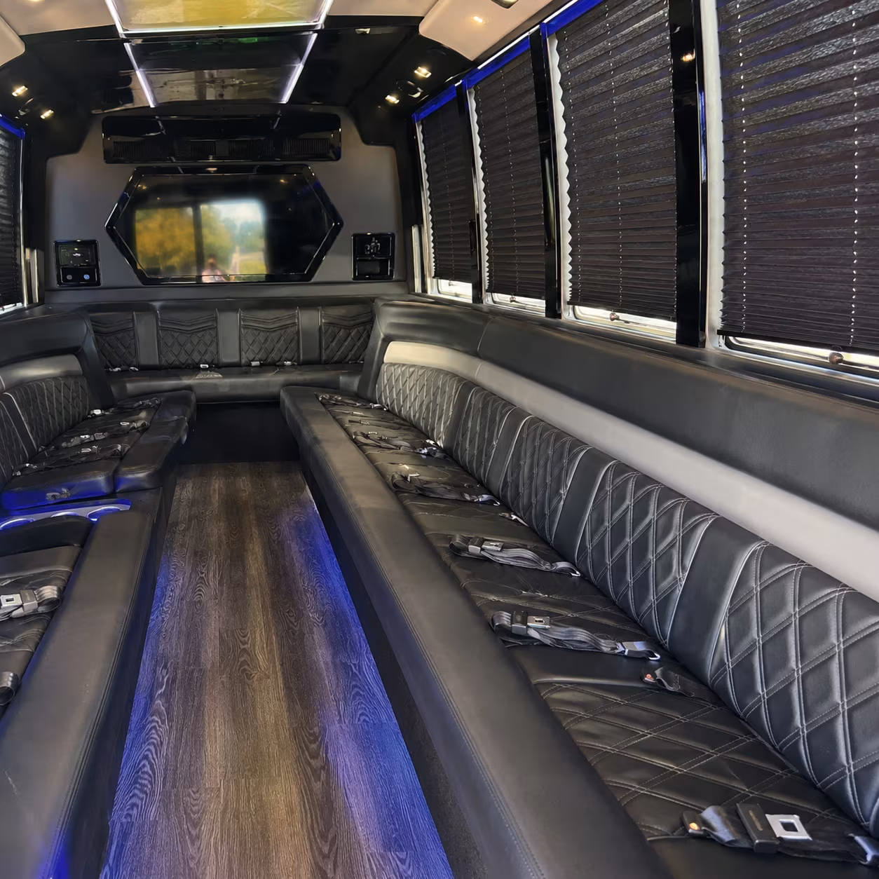 Portland Winery Tour & Pub Crawl Transportation party bus exterior