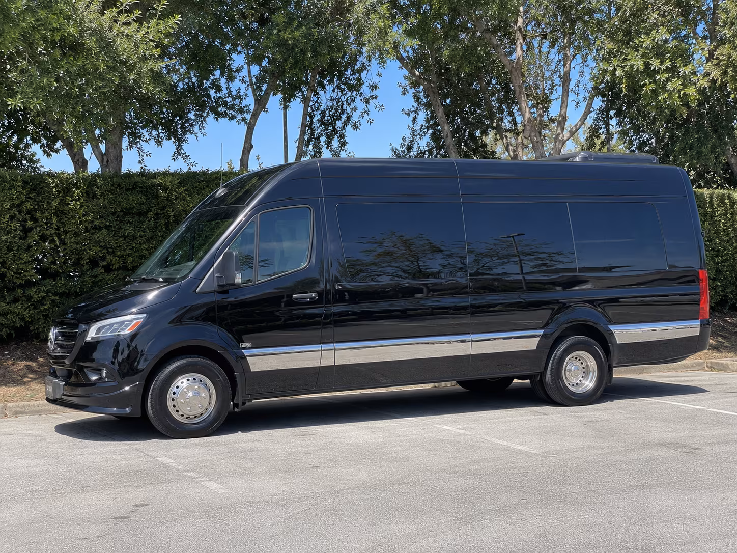 Salem Wedding Transportation & Shuttle Service